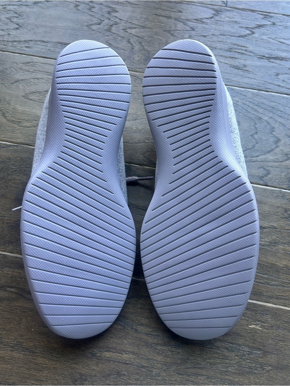 Allbirds Women’s Wool Runners Size 10. Like new! Light purple - Picture 6 of 7